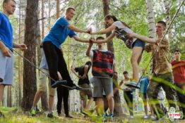 угол для командообразования