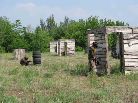 пейнтбол на природе